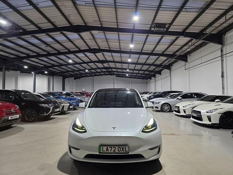 Used Tesla Model Y Long Range AWD 378 kW (514 HP) 2022 White SUV