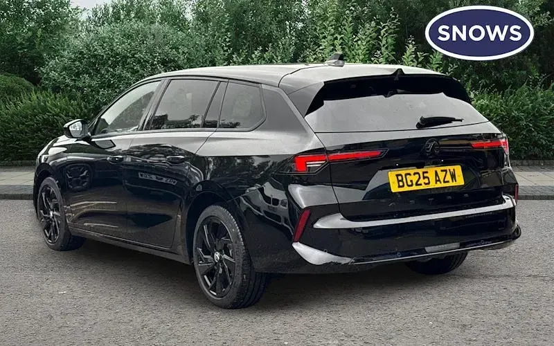 Begagnad Vauxhall Astra S 131 HK (96 kW) 2025 Svart Kombi