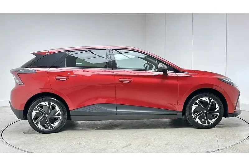 Used MG MG4 EV Trophy 319 kW (435 HP) 2023 Red Hatchback