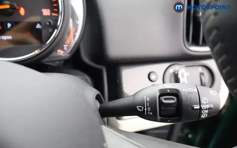 Used Mini Cooper Countryman Exclusive 136 HP (100 kW) 2022 Green SUV