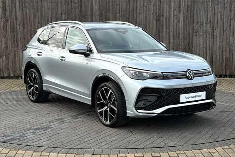 Used 2025 VW Tiguan SUV | £33,499 - Image 1/4