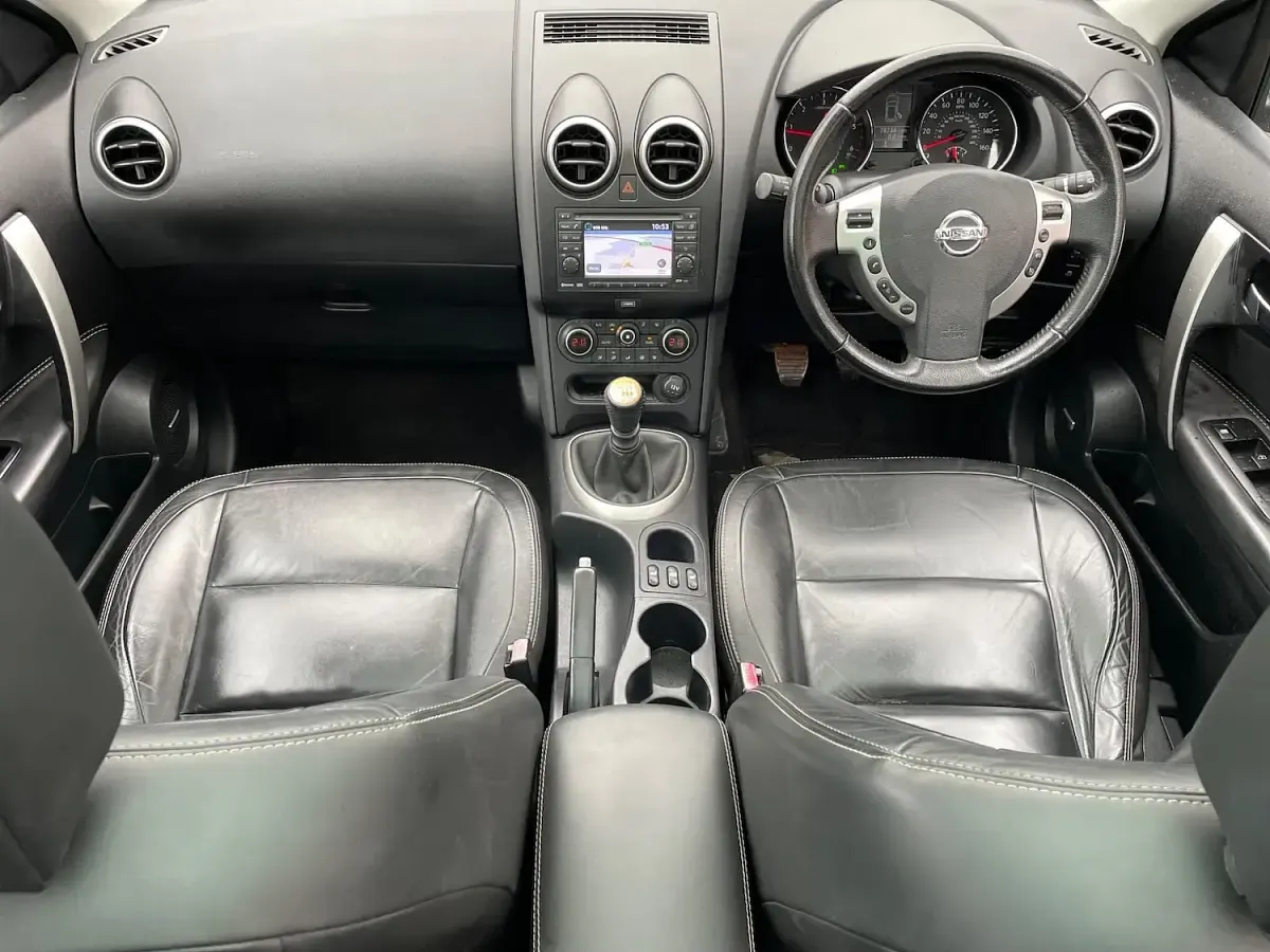 Used Nissan Qashqai +2 Tekna 110 HP (80 kW) 2013 Grey SUV