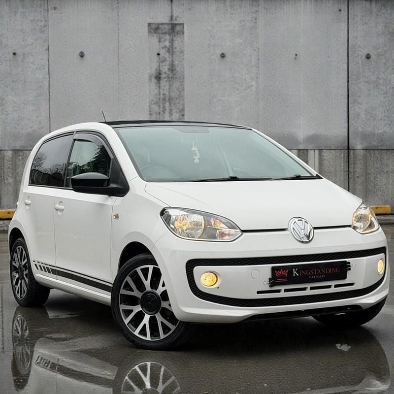 Used VW up! Groove 2013 White Hatchback