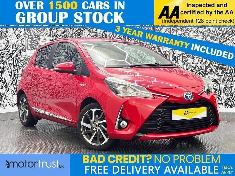 Used Toyota Yaris Hybrid 2018 Red Hatchback