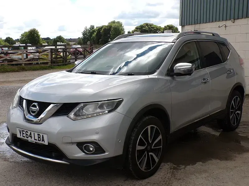 Used Nissan X-Trail Tekna 130 HP (95 kW) 2014 Silver SUV