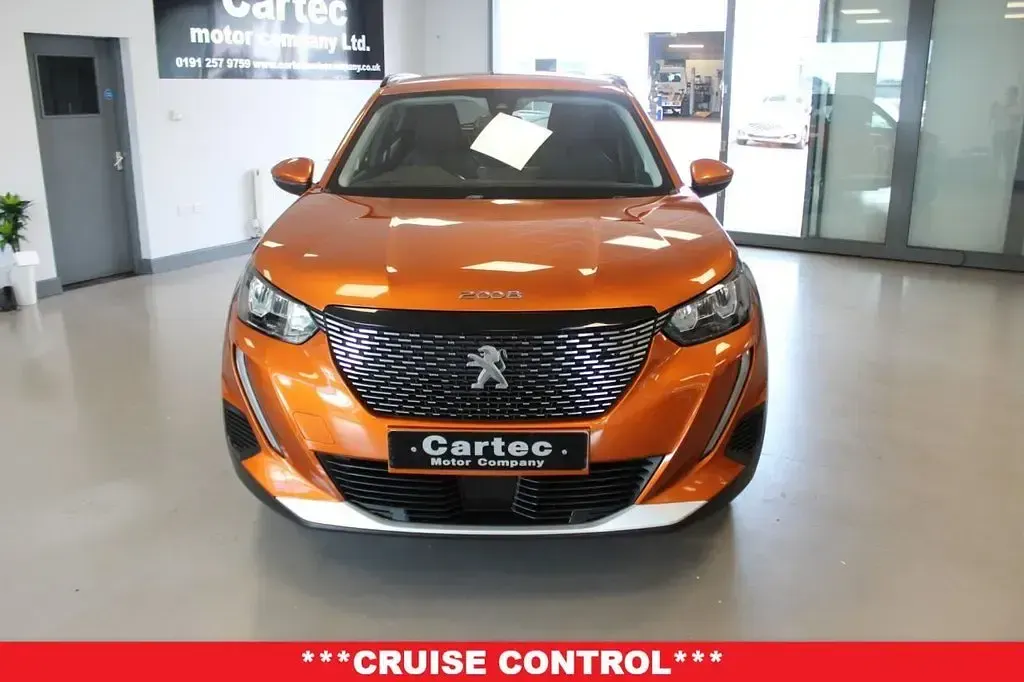 Used Peugeot 2008 Allure 110 HP (80 kW) 2021 Orange SUV
