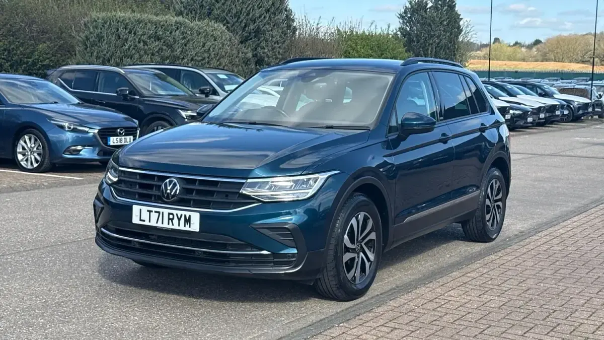 Used VW Tiguan Active 150 HP (110 kW) 2021 Blue SUV
