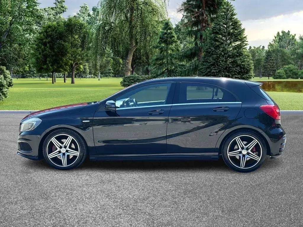 Used Mercedes A250 AMG 211 HP (155 kW) 2013 Black Hatchback