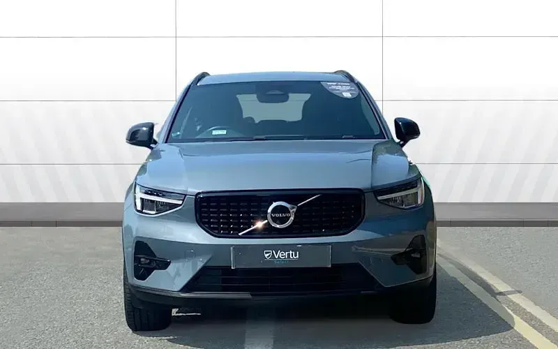 Used Volvo XC40 Plus 163 HP (119 kW) 2026 SUV
