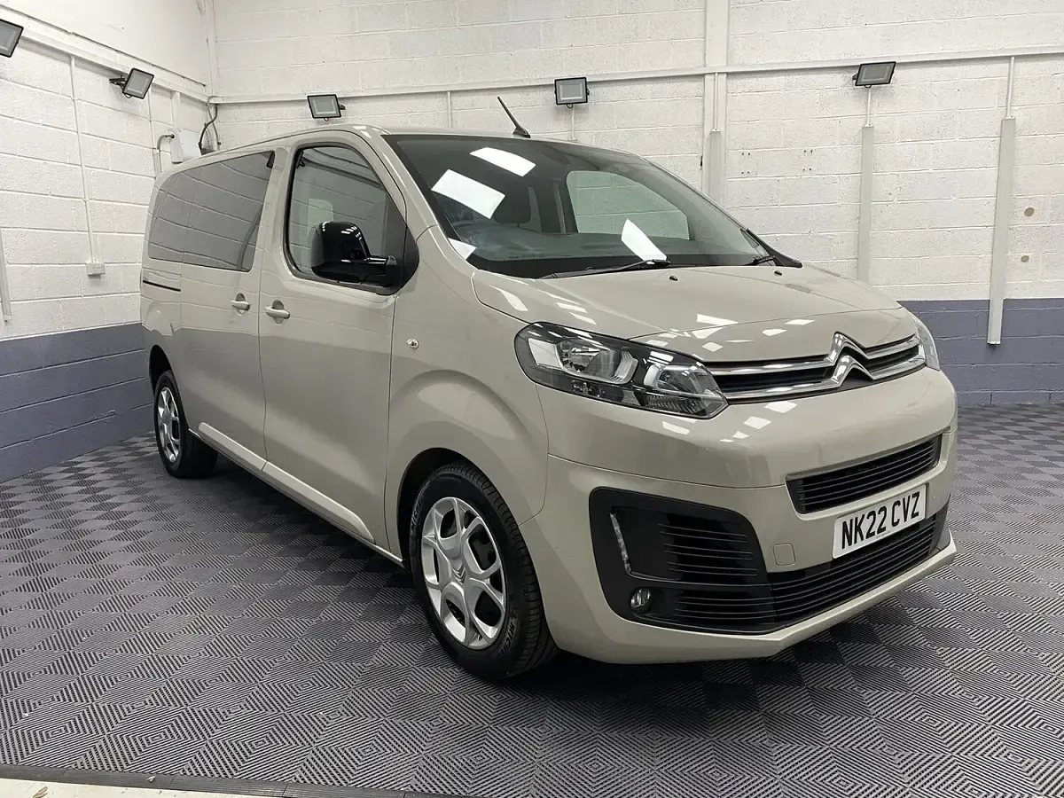 Used Citroën Spacetourer Business Class 120 HP (88 kW) 2022 Beige MPV