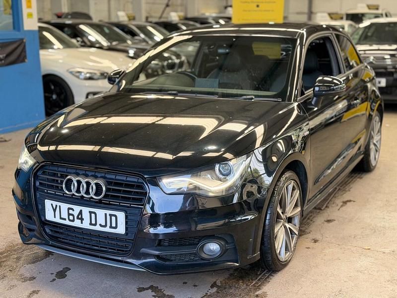 Usado Audi A1 S-Line 116 HP (85 kW) 2015 Preto Citadino