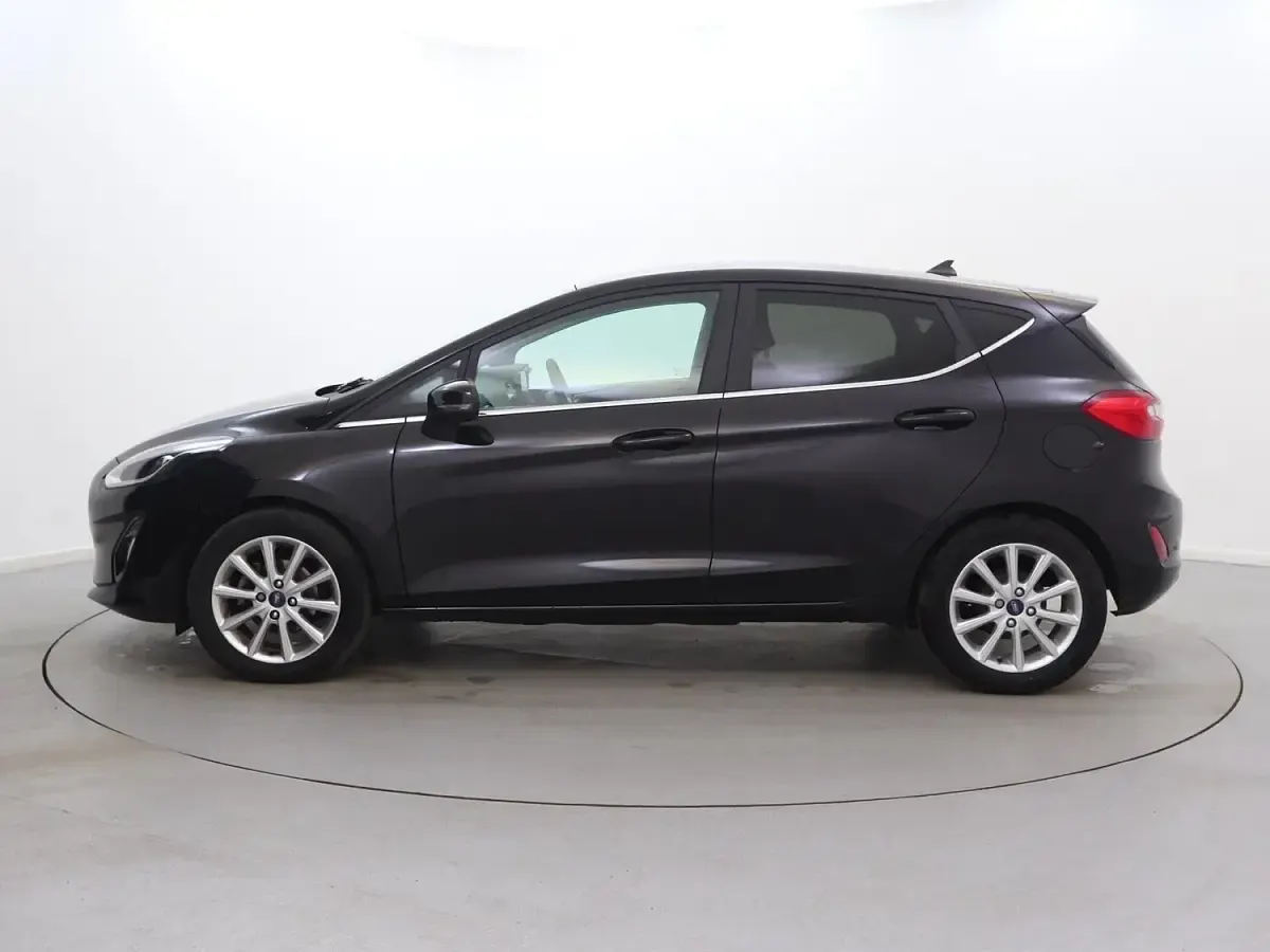Used Ford Fiesta Titanium 95 HP (69 kW) 2021 Black Hatchback