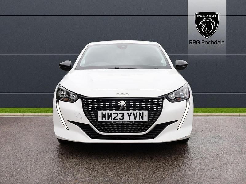 Used Peugeot 208 Active+ 74 HP (54 kW) 2023 White Hatchback