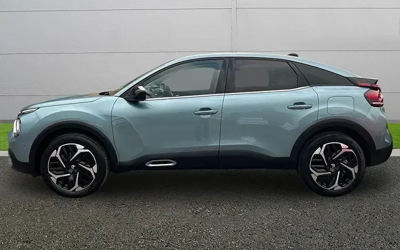 Used Citroën C4 PureTech 131 HP (96 kW) 2024 SUV