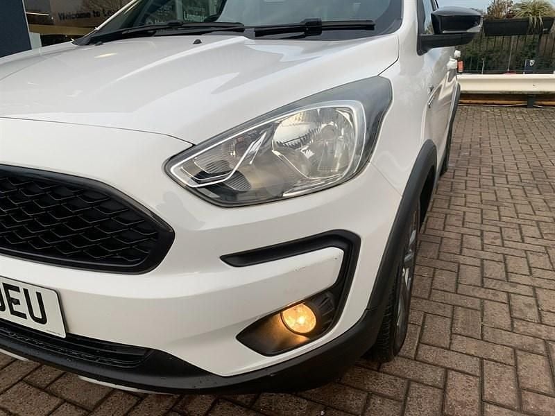 Used Ford Ka Plus Active 85 HP (62 kW) 2019 White Hatchback