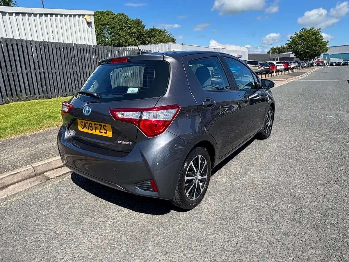 Used Toyota Yaris Hybrid 2019 Grey Hatchback