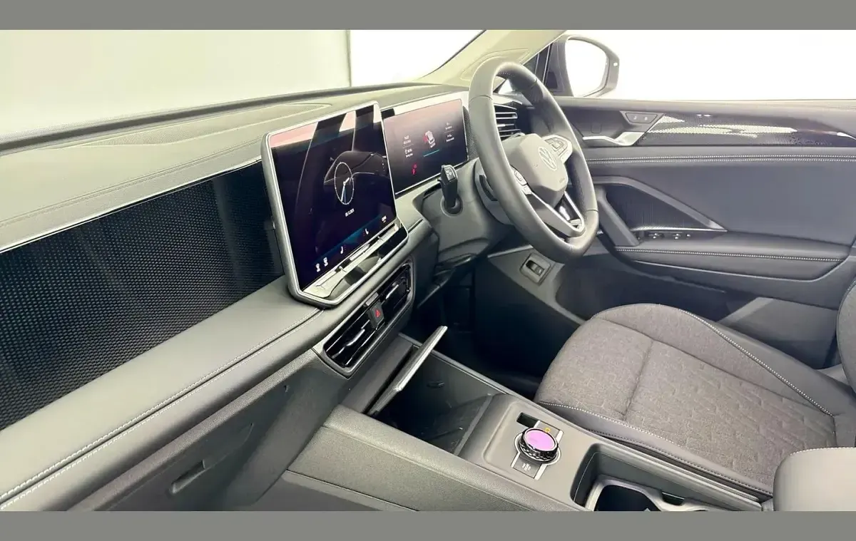 Used VW Tiguan Match 147 HP (108 kW) 2025 Grey SUV