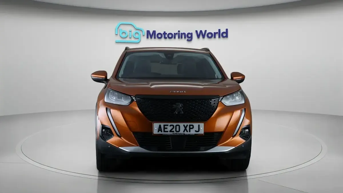 Used Peugeot 2008 Allure Premium 130 HP (95 kW) 2020 Orange SUV