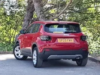 Used Jeep Avenger Summit 100 HP (73 kW) 2025 Red SUV