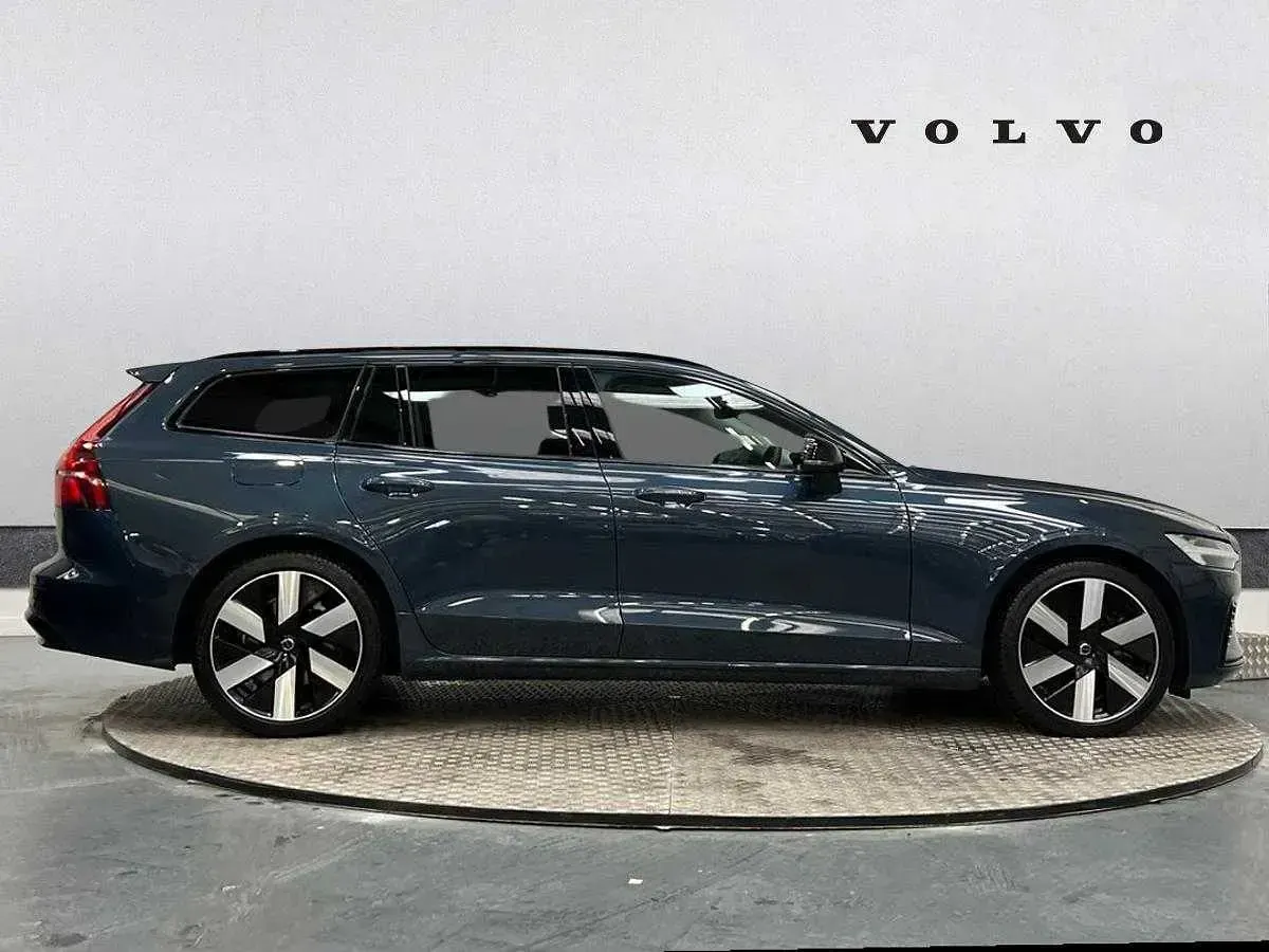 Used Volvo V60 Ultra 449 HP (330 kW) 2026 Estate