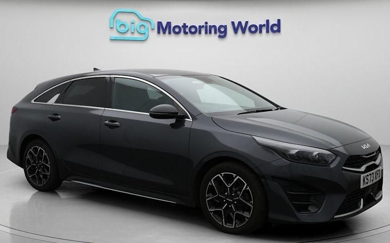 Used 2023 Kia ProCeed GT-Line Estate | £16,300 (Fair price) - Image 1/4