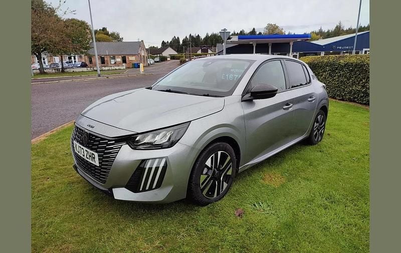 Used Peugeot 208 Allure 101 HP (74 kW) 2024 Grey Hatchback