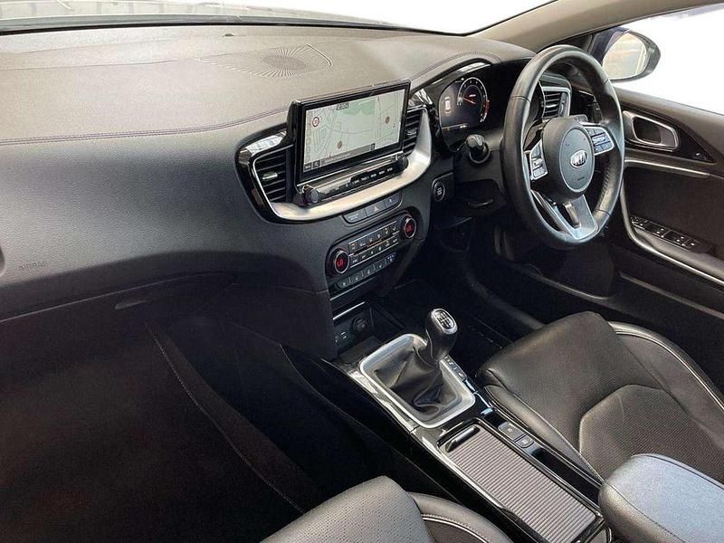 Used Kia XCeed 160 HP (117 kW) 2021 Silver SUV