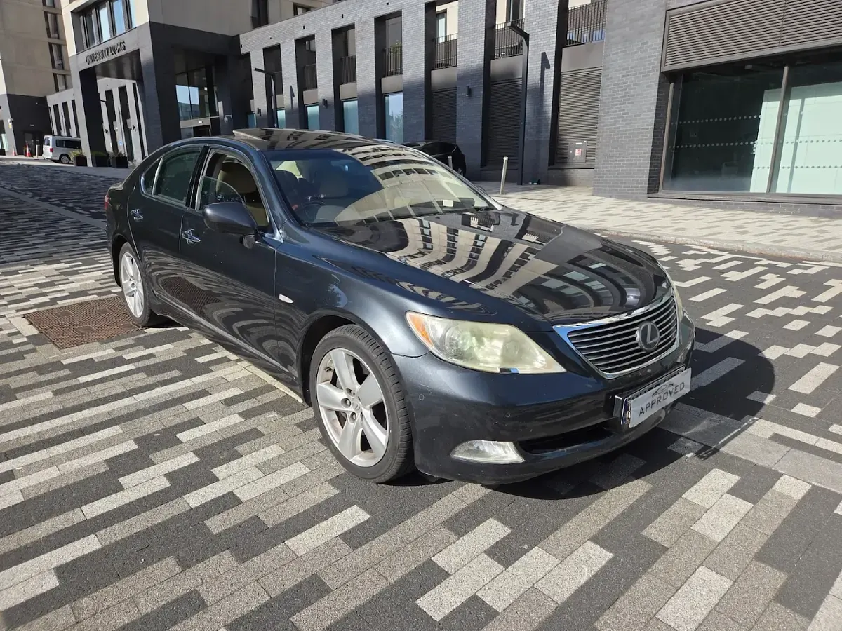 Used Lexus LS460 2007 Grey Sedan