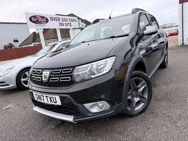 Used Dacia Sandero Lauréate 90 HP (66 kW) 2017 Black Hatchback
