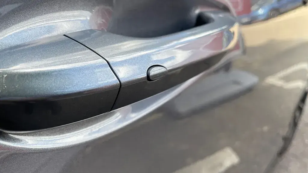New MG HS 2026 Grey SUV