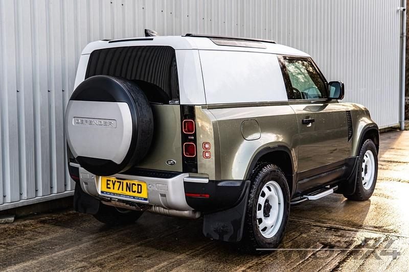 Used Land Rover Defender 2022 Green SUV
