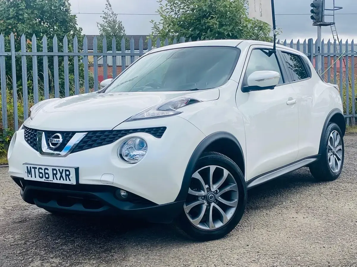 Used Nissan Juke Tekna 110 HP (80 kW) 2016 White SUV