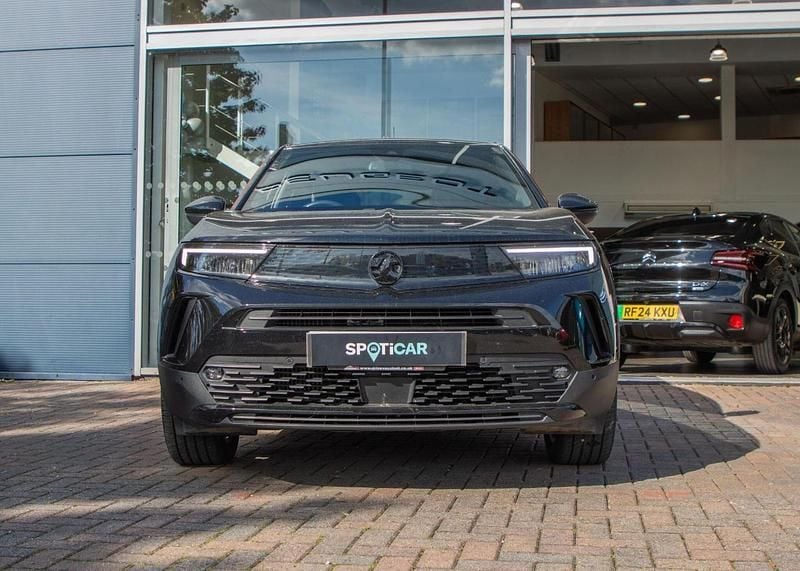 Black Used 2022 Vauxhall Mokka SRi SUV | £15,328 (Fair price) - Image 1/4