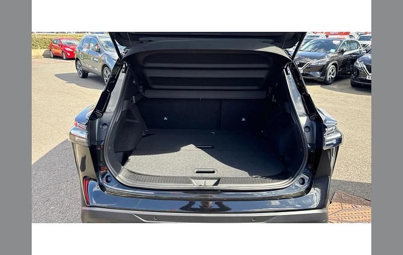 New Nissan Qashqai N-Connecta 140 HP (102 kW) 2025 Black SUV