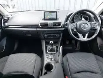 Używany Mazda 3 120 KM (88 kW) 2014 Czerwony Sedan/Limuzyna
