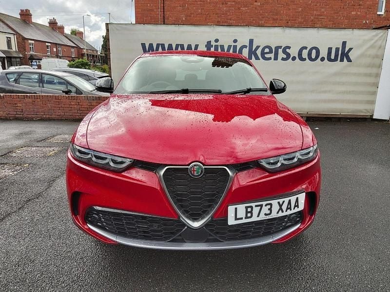 Red Used 2023 Alfa Romeo Tonale Ti SUV | £27,990 (Fair price) - Image 1/4