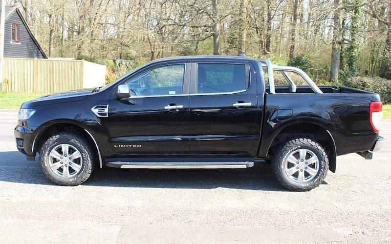 Used Ford Ranger Limited 170 HP (125 kW) 2022 Black Pickup