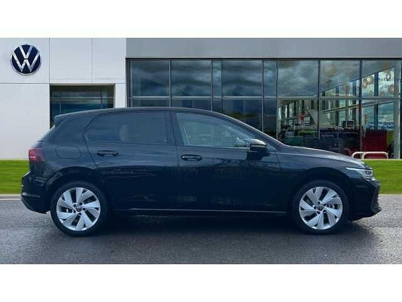 Used VW Golf VIII 204 HP (150 kW) 2025