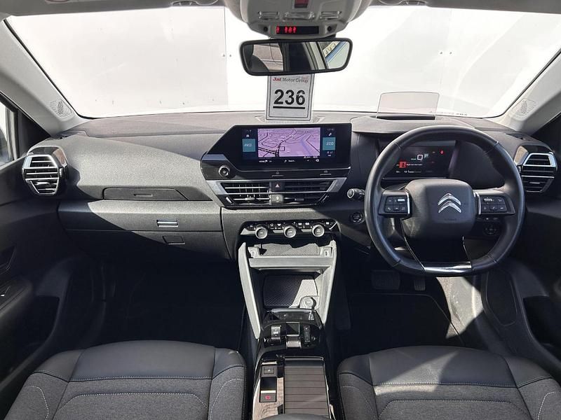 Used Citroën e-C4 98 kW (134 HP) 2022 White Hatchback