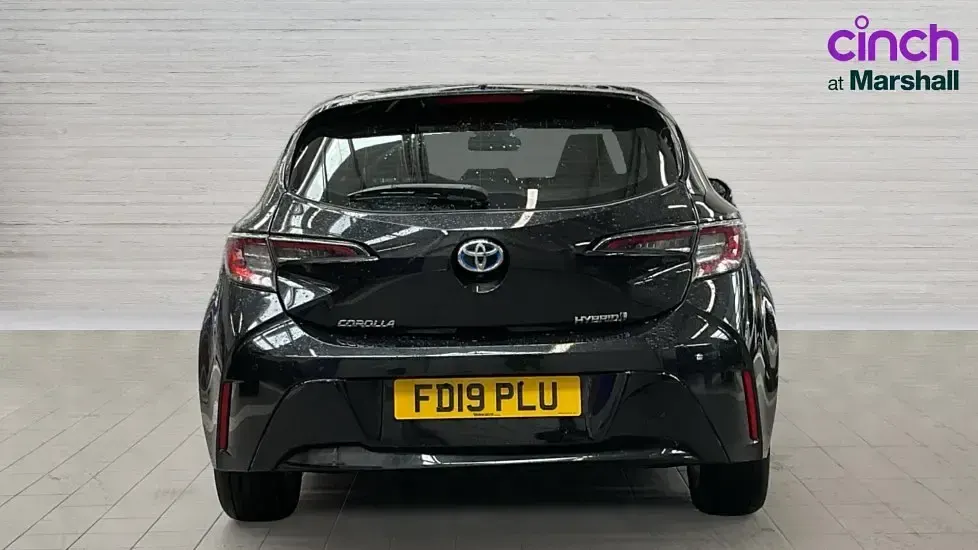 Used Toyota Corolla 122 HP (89 kW) 2019 Black