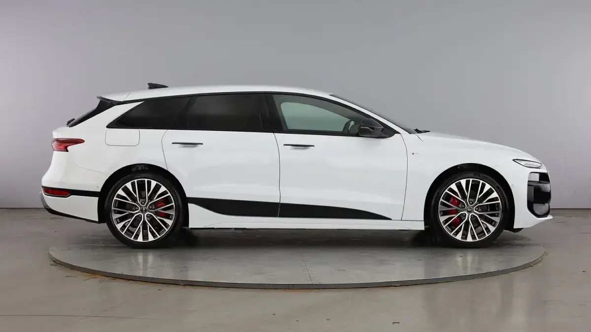 New Audi A6 e-tron Performance 269 kW (367 HP) 2025 White Estate