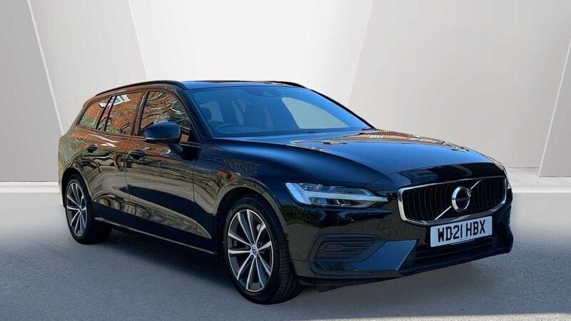 Black Used 2021 Volvo V60 Momentum Estate | £16,990 (Fair price) - Image 1/3