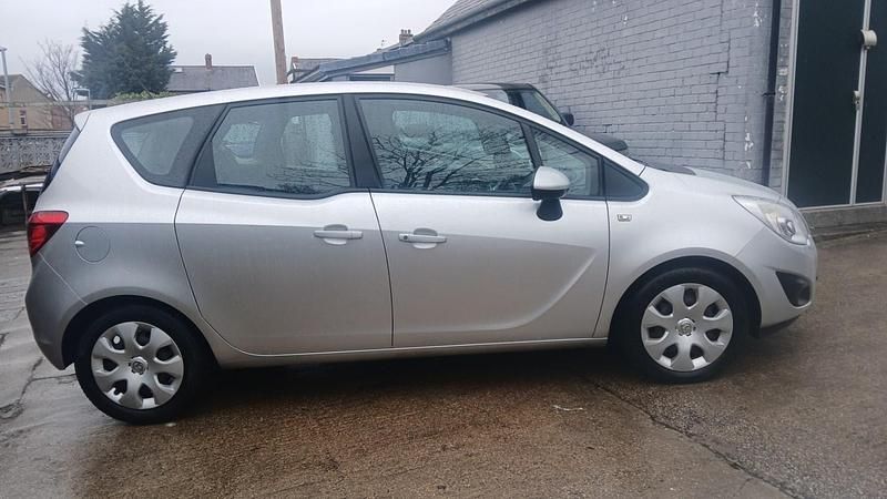 Used Vauxhall Meriva 2010 Silver MPV