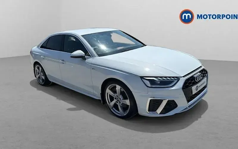 Used Audi A4 S-Line 163 HP (119 kW) 2024 Sedan