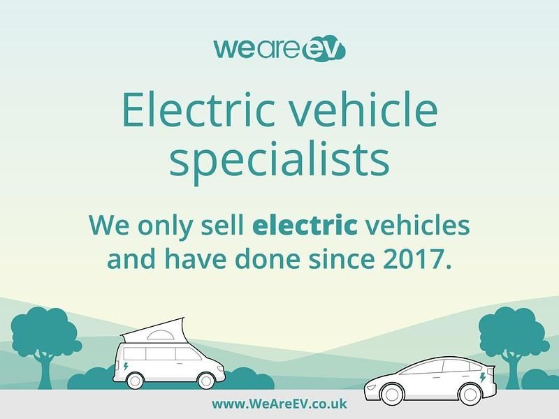 Used Nissan Leaf Acenta 80 kW (109 HP) 2015 Black Hatchback