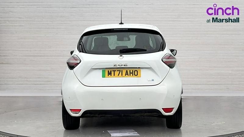 Used Renault Zoe GT-Line 100 kW (136 HP) 2021 White Hatchback