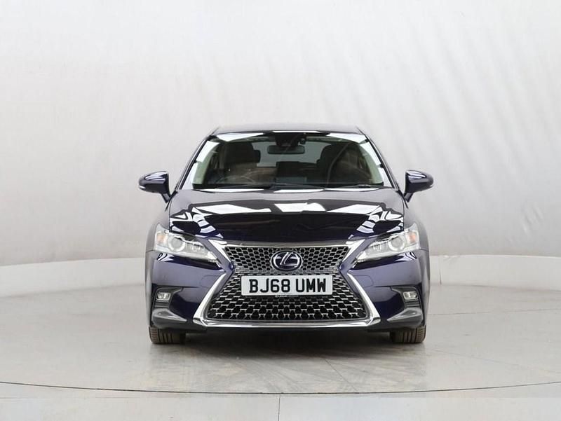 Used Lexus CT200h Luxury Line 136 HP (100 kW) 2018 Blue Hatchback