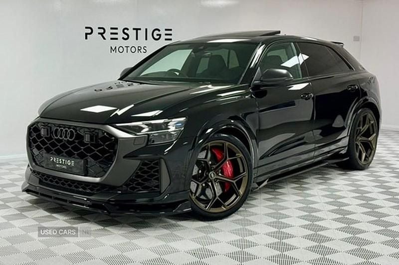 Black Used 2025 Audi RS Q8 Design SUV | £120,000 - Image 1/1