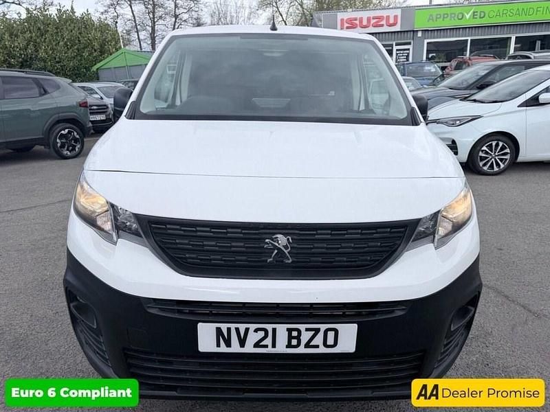 Used Peugeot Partner 2021 White MPV