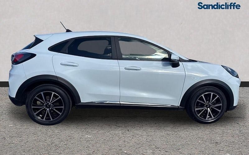 Used Ford Puma Titanium 125 HP (91 kW) 2023 Frozen white (premium paint) SUV